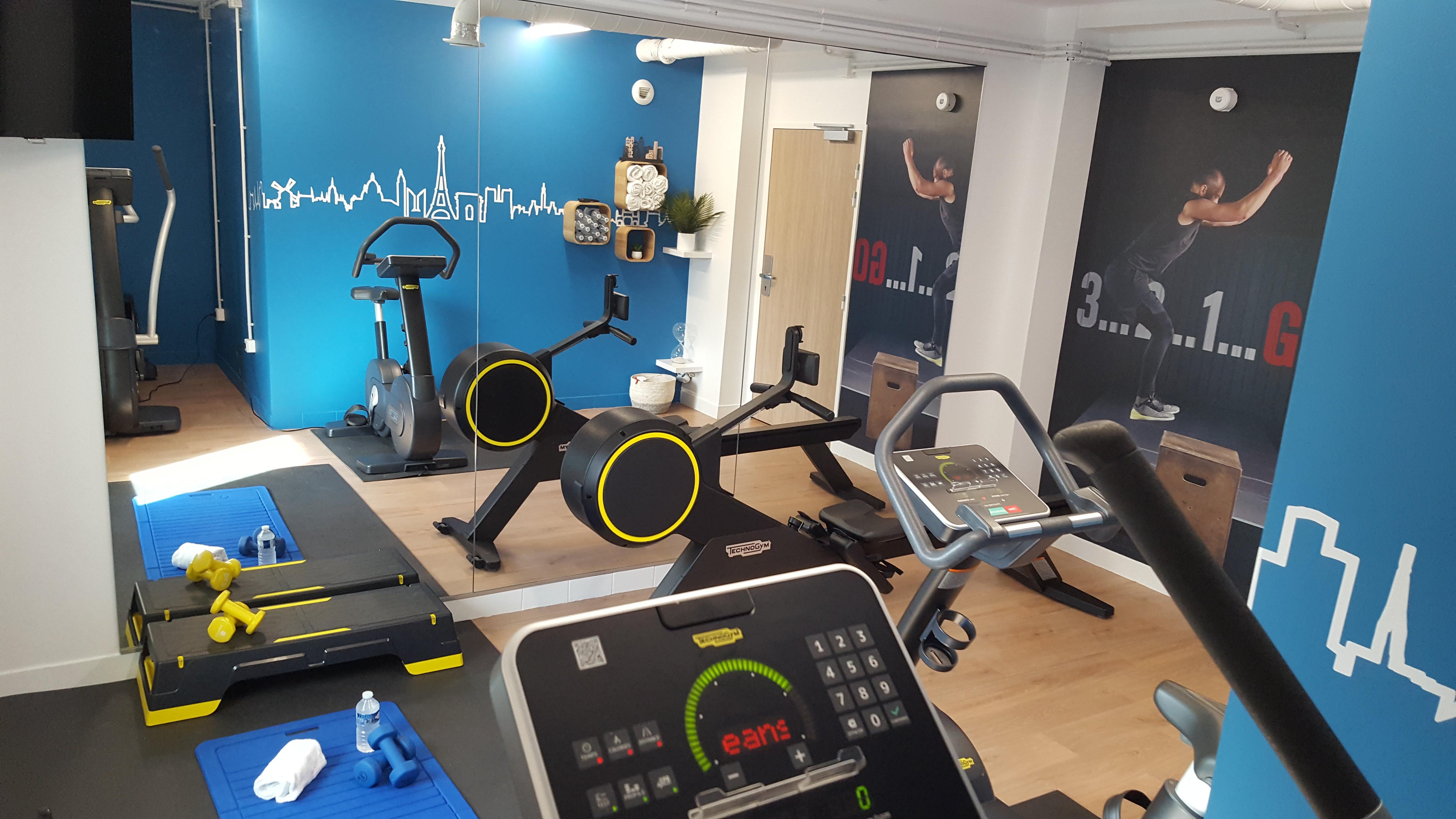 Holiday Inn Express Paris - Velizy By Ihg Bagian luar foto