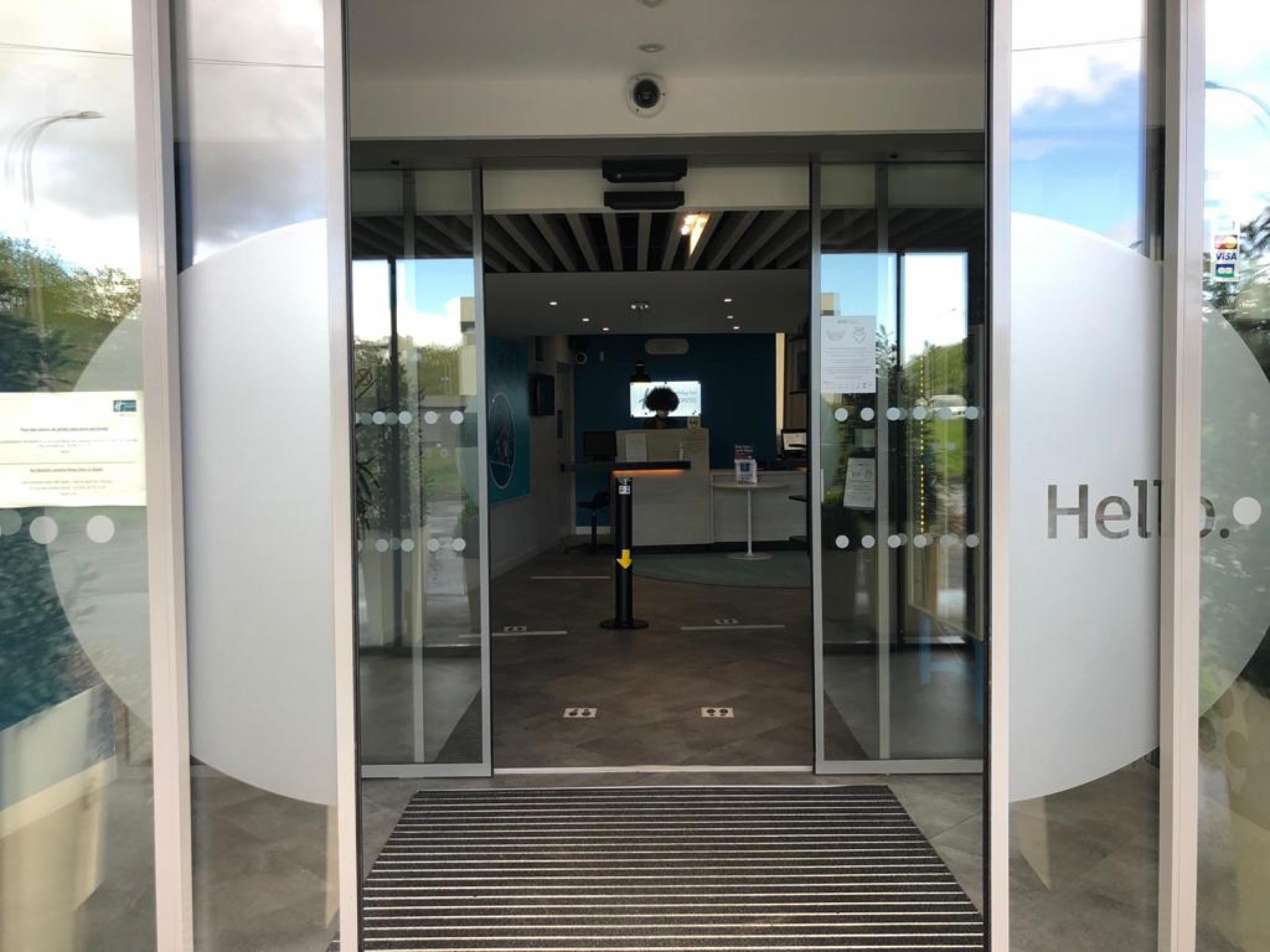 Holiday Inn Express Paris - Velizy By Ihg Bagian luar foto