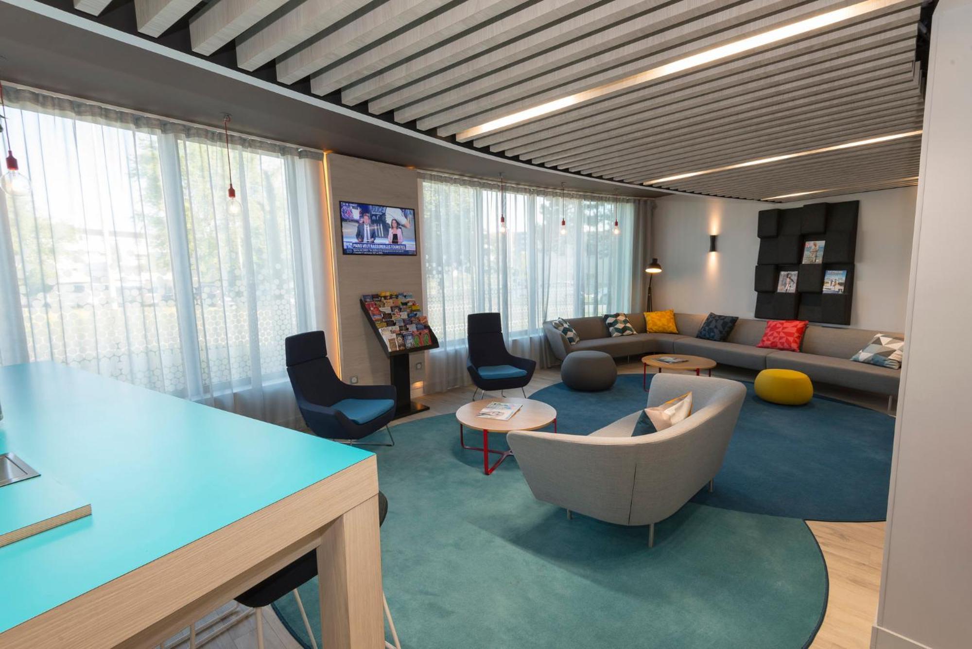 Holiday Inn Express Paris - Velizy By Ihg Bagian luar foto